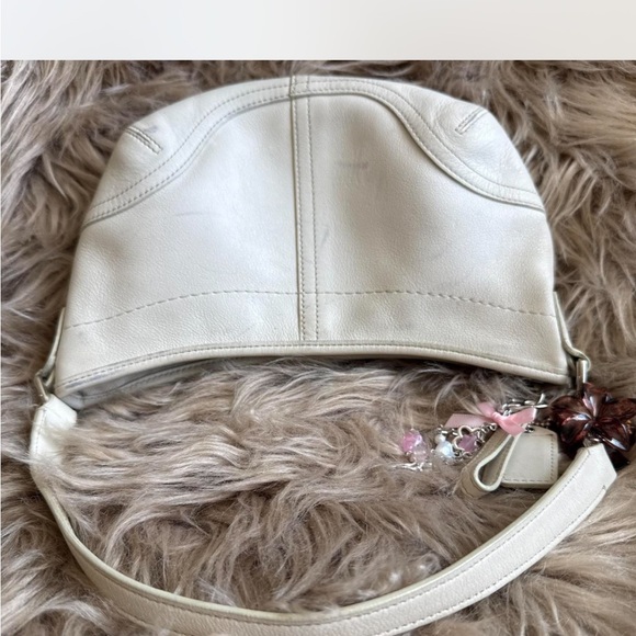 Y2K Coach mini Cream Shoulder Bag - Picture 7 of 9